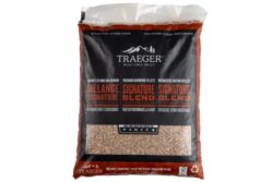traeger-fsc-signature-pellets-studio-front