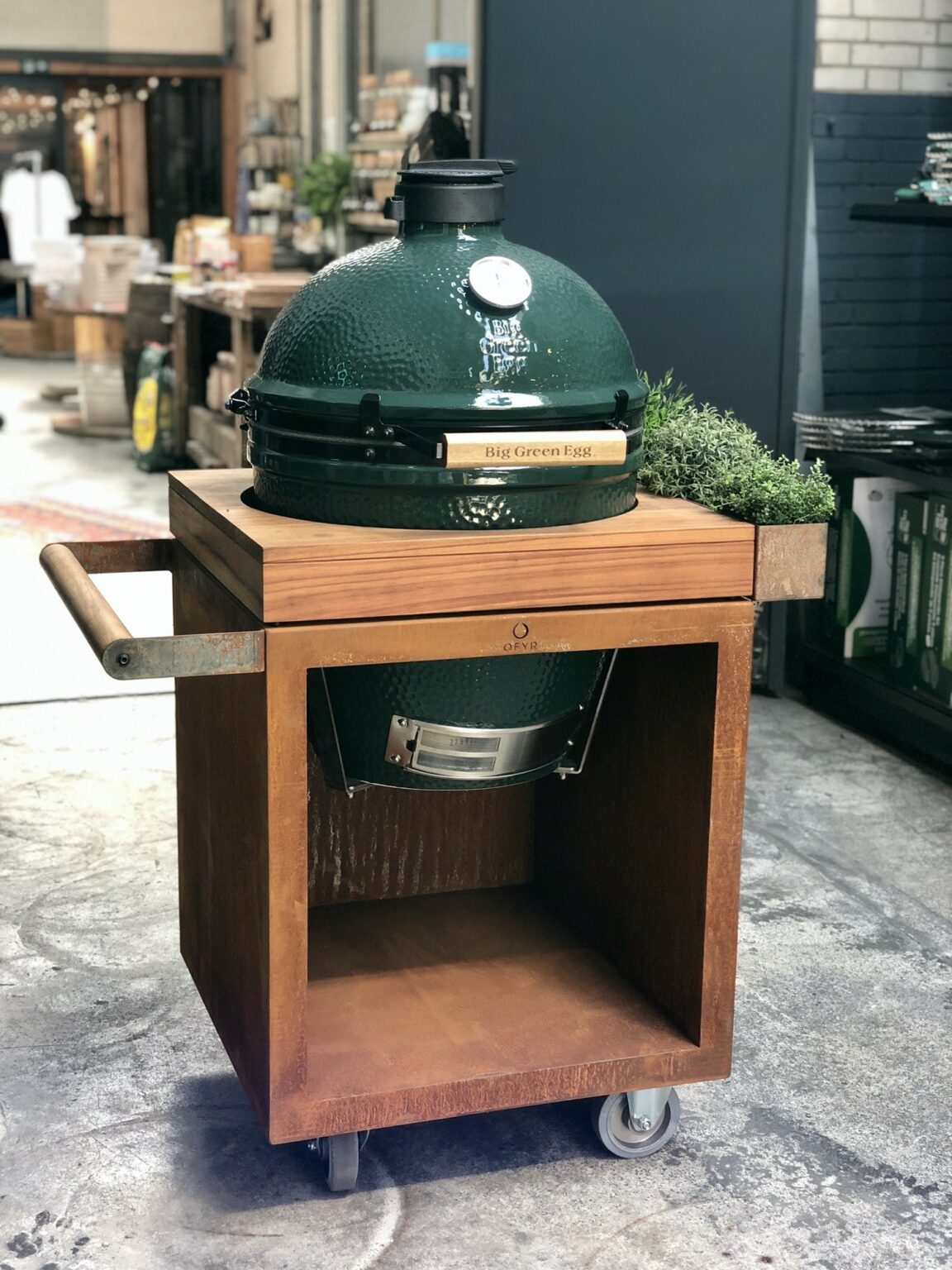 OFYR Kamado Table PRO Corten 65 1