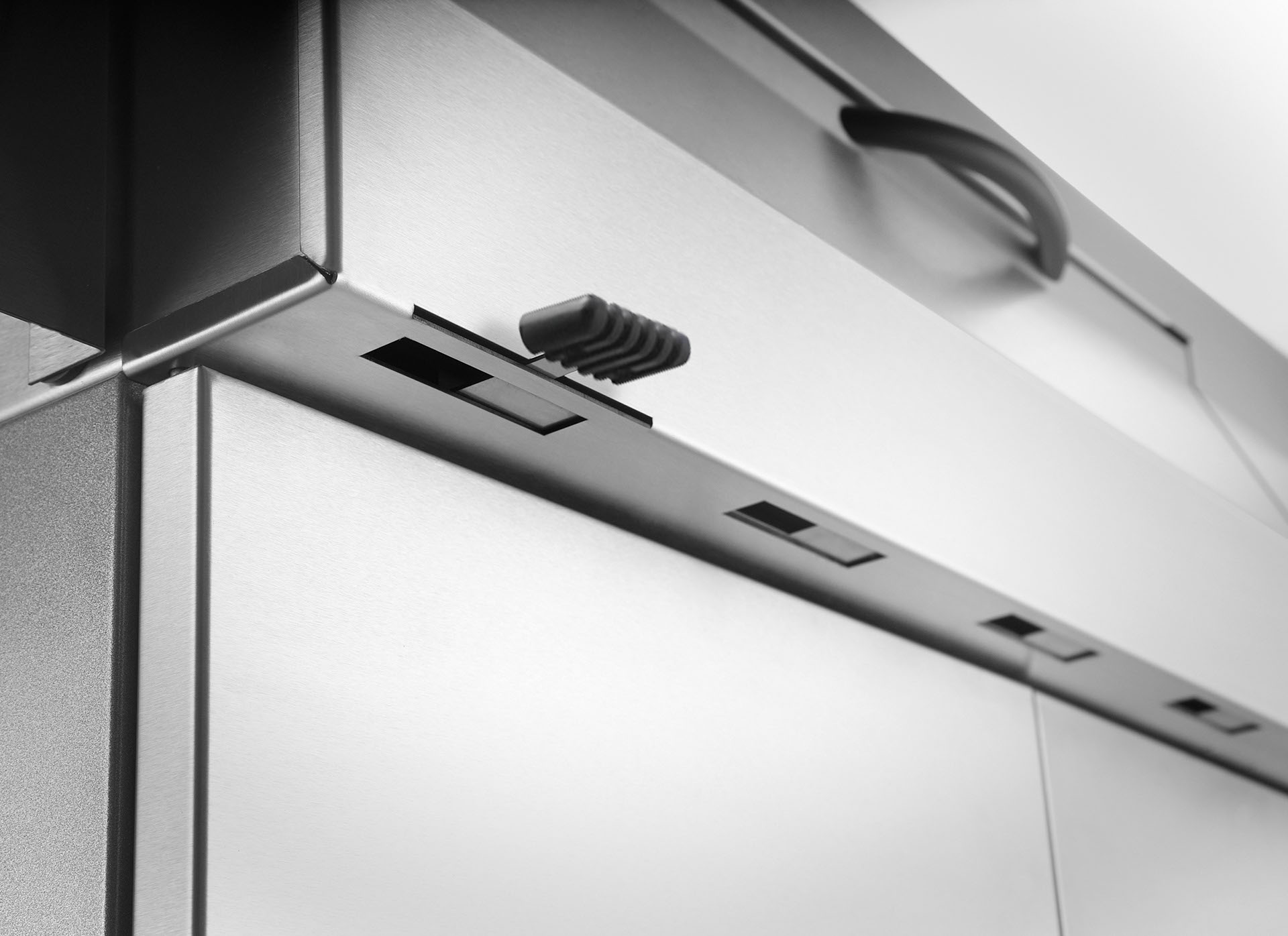 napoleon-charcoal-professional-605-luchtschuif-open