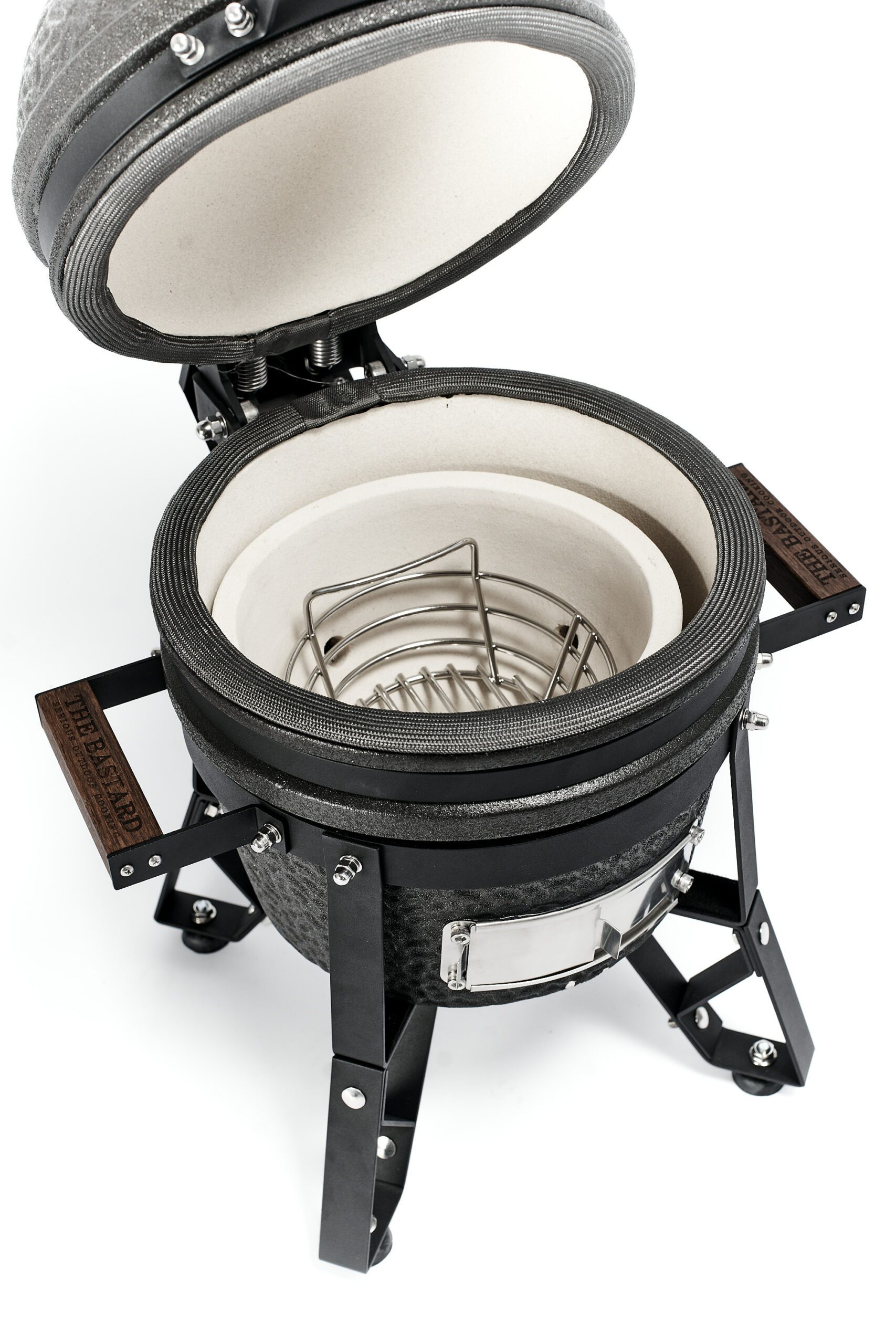 the-bastard-small-urban-charcoal-basket