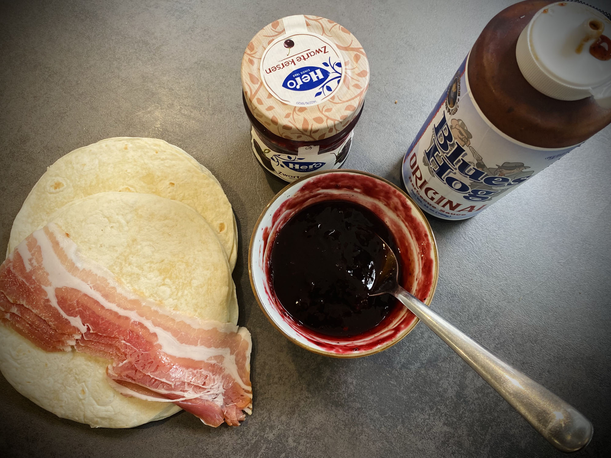 Iberico ribfingers in tortilla kamado bbq recept 01 (2)