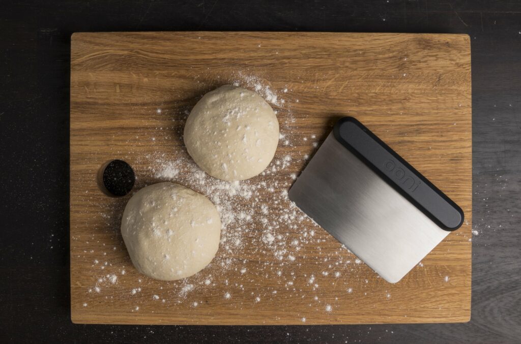 Ooni-Dough-Scraper-Pizzadeeg-steker-pizzaoven-accessoire