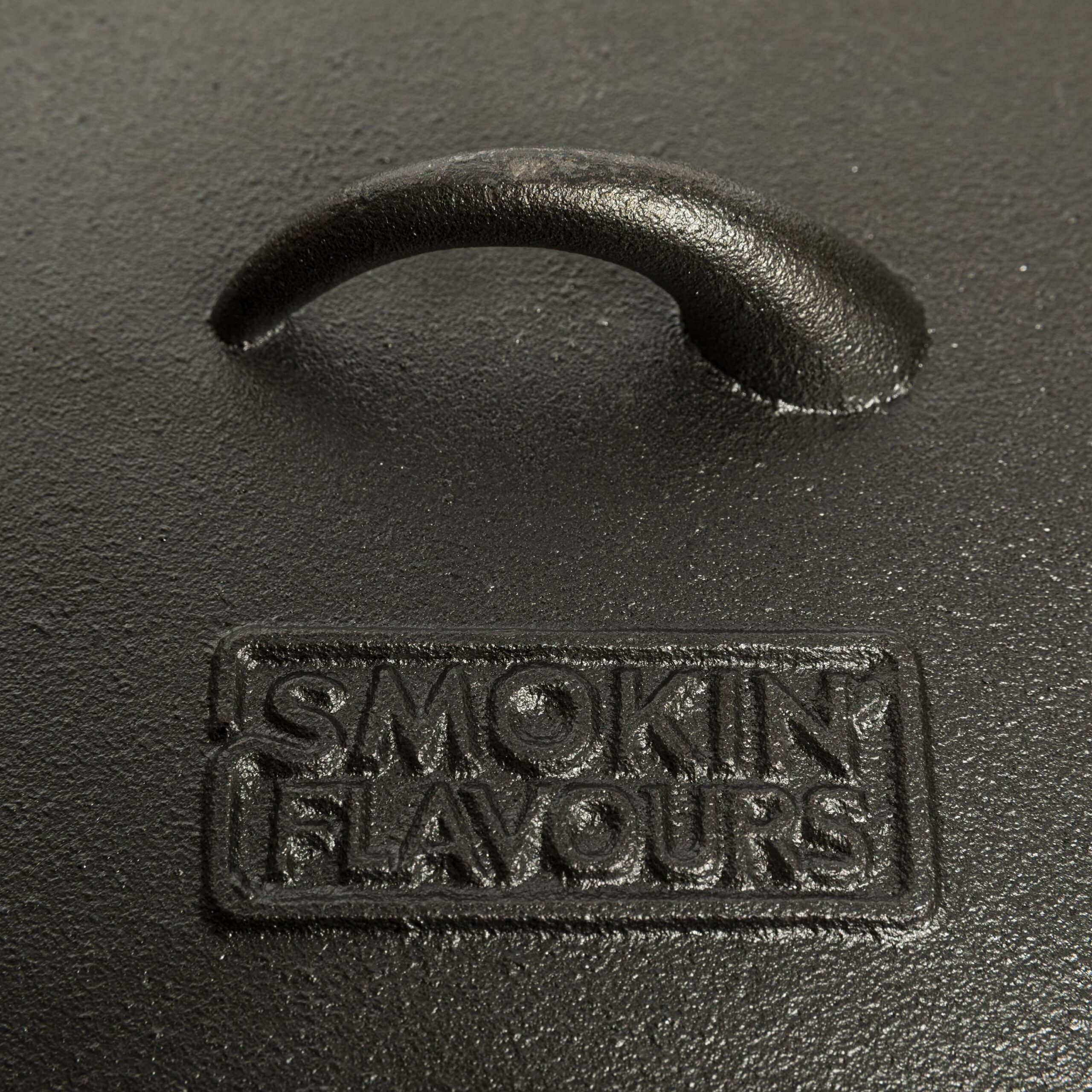 SF665_SF666 Smokin-Flavours-Dutch-oven-lid-Cast-Iron-Pan