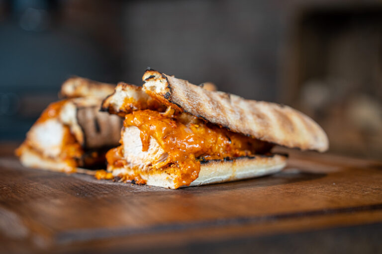 CHicken-parmasan-broodje