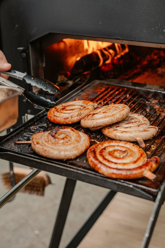 Grill-and-roast-tool-vonken-houtoven-sfeer-4