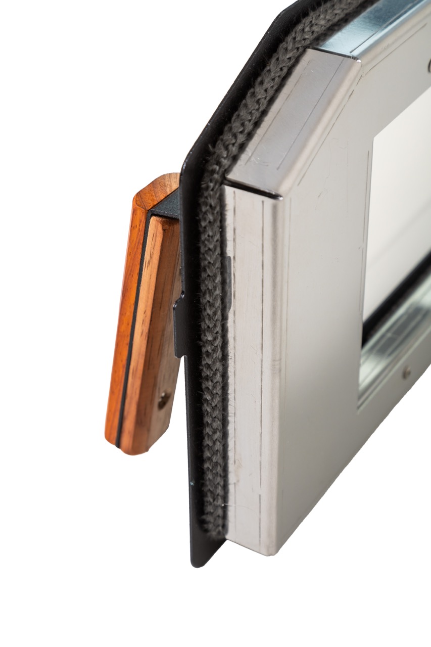 Vonken-brooddeur-packshot-houtoven-2