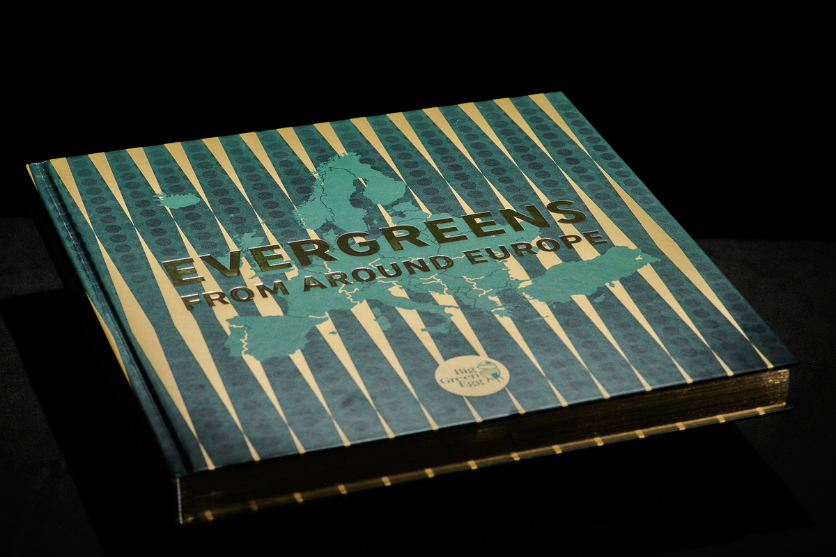 Webversion-Evergreens from around Europe - Big Green Egg - HR (17) groot