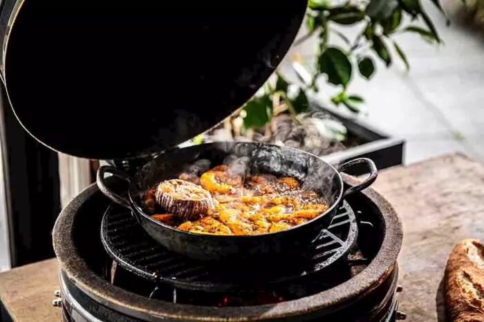 Forged-koekenpan-2-handvaten-Forged-koekenpan-2-handvaten-2